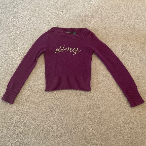Size Small, bust up to 30” inches, dkny sweater bejeweled or embellishments - Picture 4 of 8